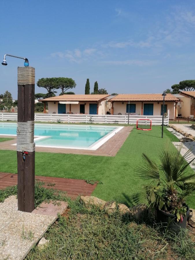 Agriturismo Oca Giuliva Lido dei Pini Luaran gambar
